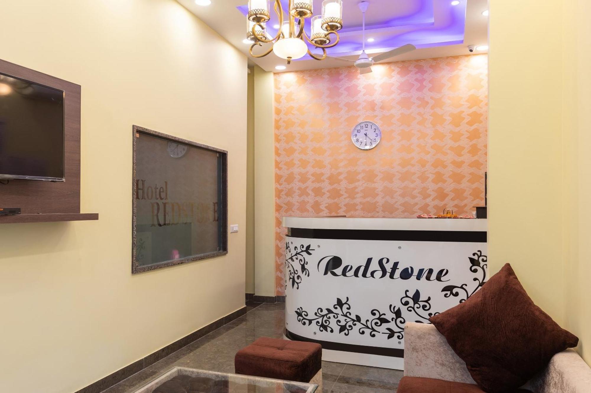 Super Oyo Hotel O Red Stone Inn Нью-Дели Экстерьер фото